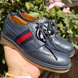 Gucci Boys Children's Leather Dress Shoes 26EU 433129.. US SIZE 10.❤️